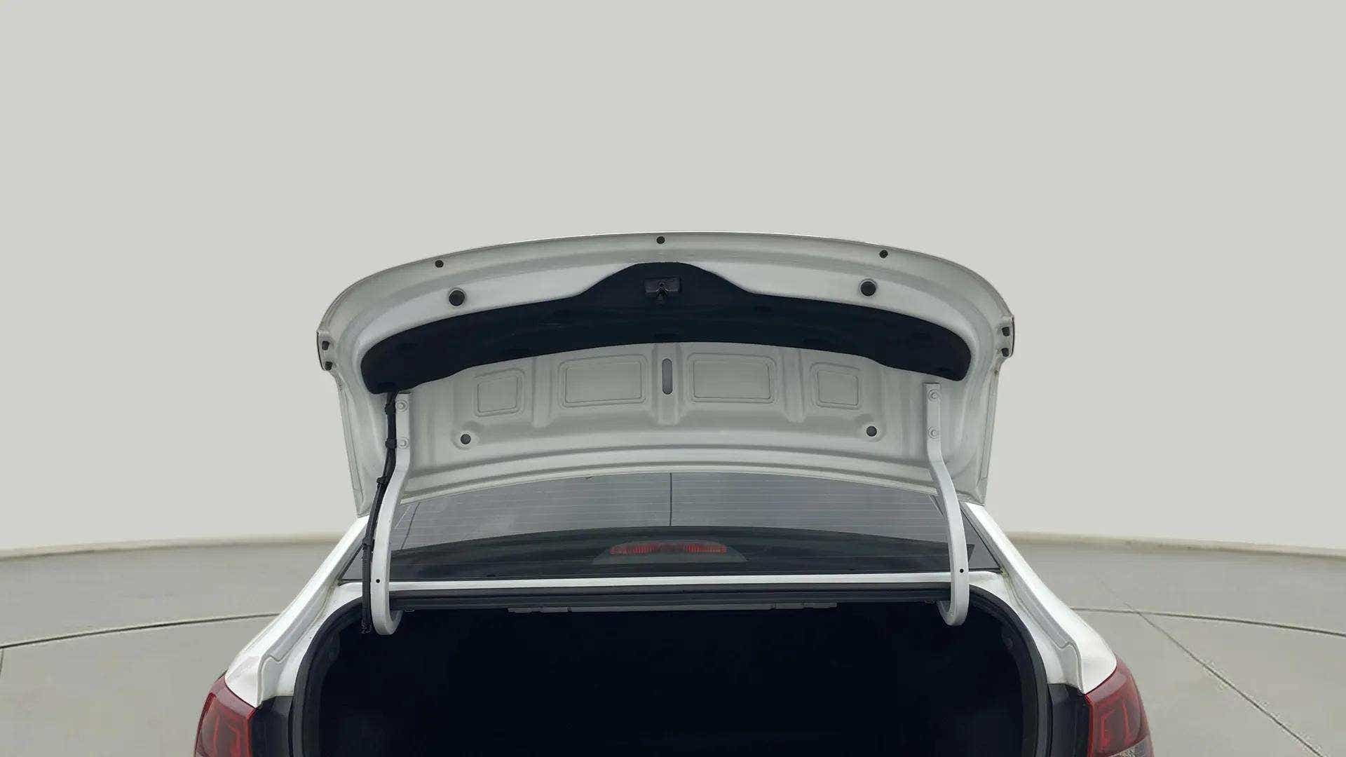 Open trunk view of a Hyundai Verna