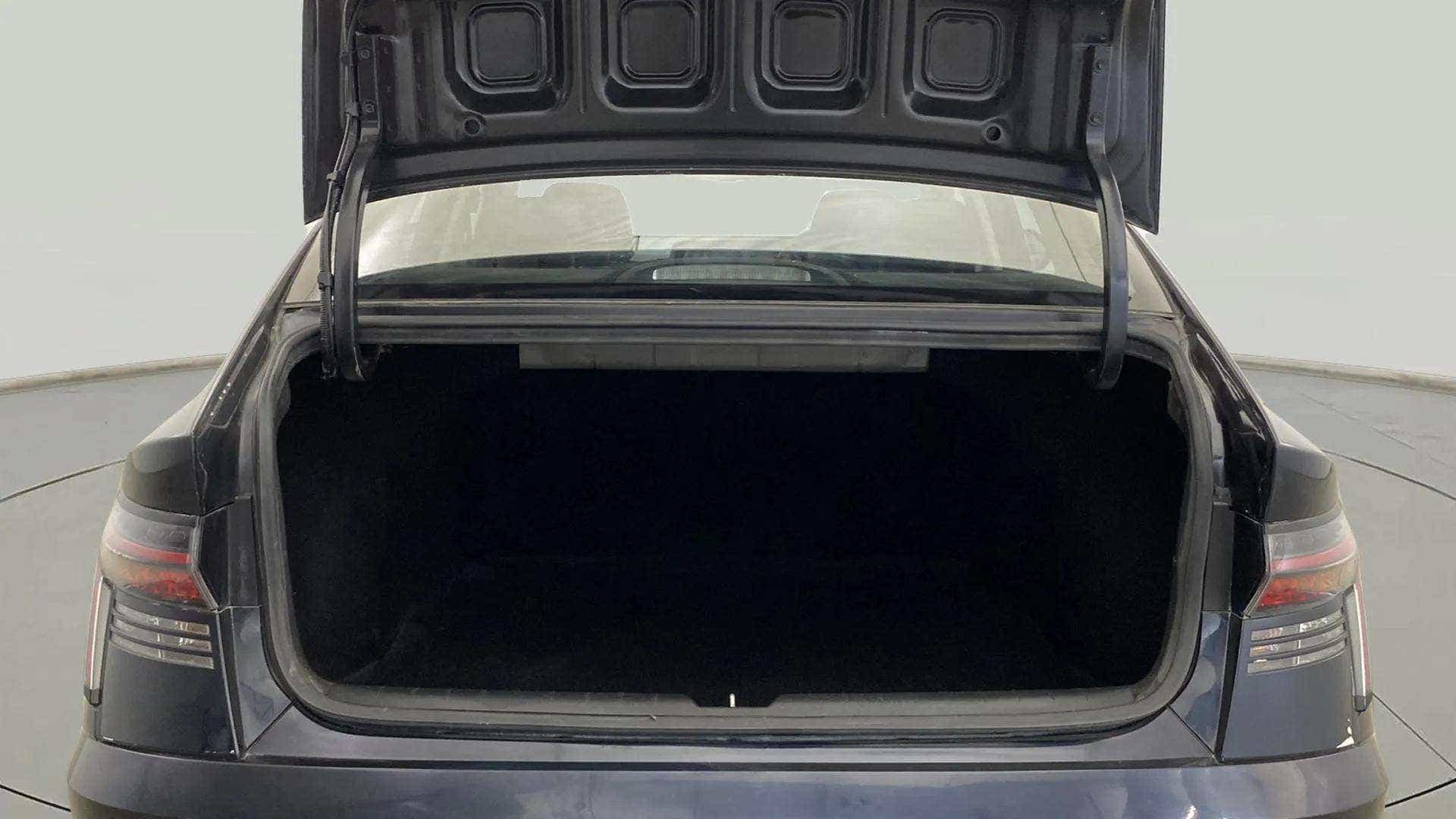 Open trunk view of a Hyundai Verna