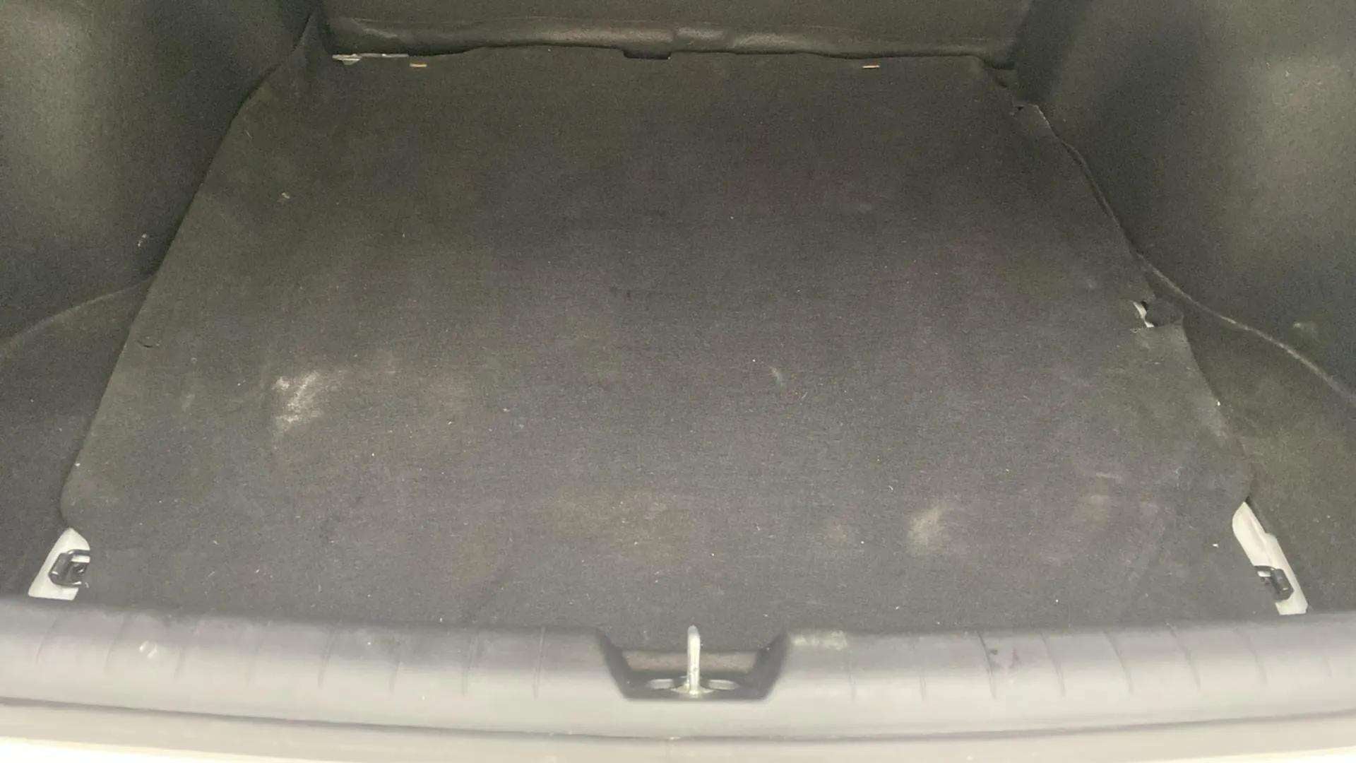 Boot space of a Hyundai Verna