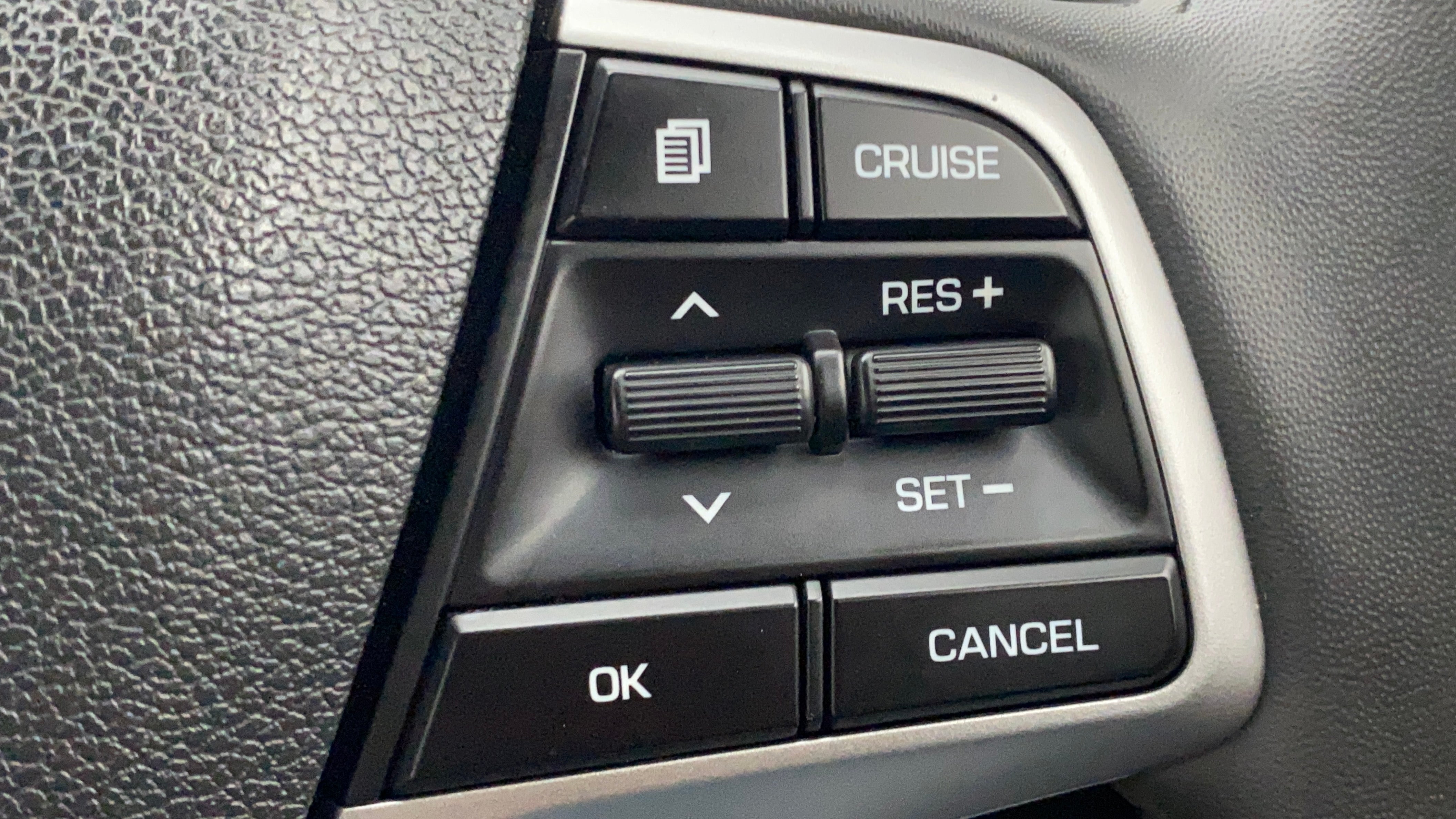 Steering wheel cruise control buttons of a Hyundai Verna