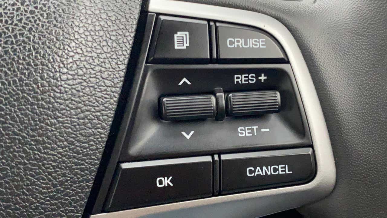 Steering wheel cruise control buttons of a Hyundai Verna