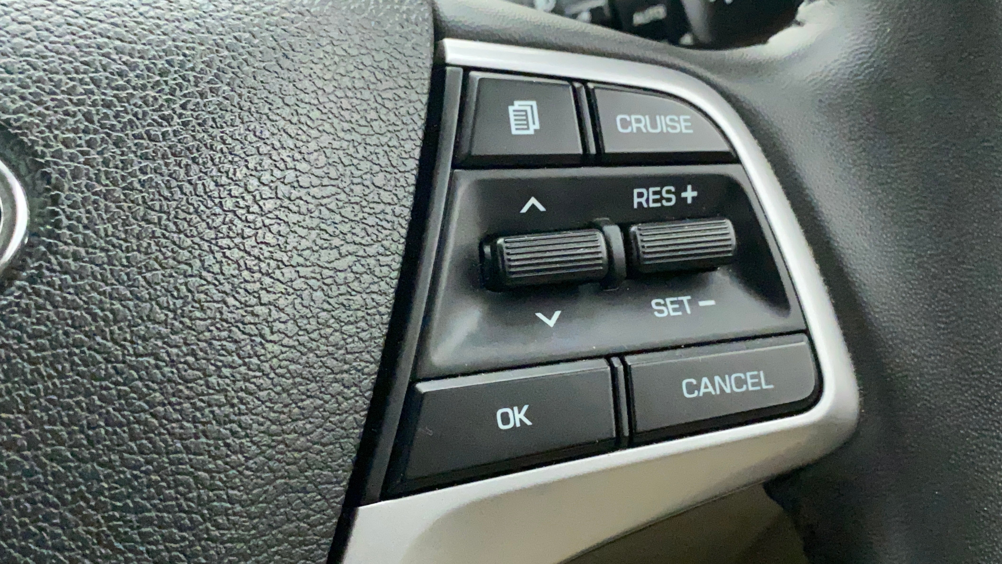 Steering wheel cruise control buttons of a Hyundai Verna