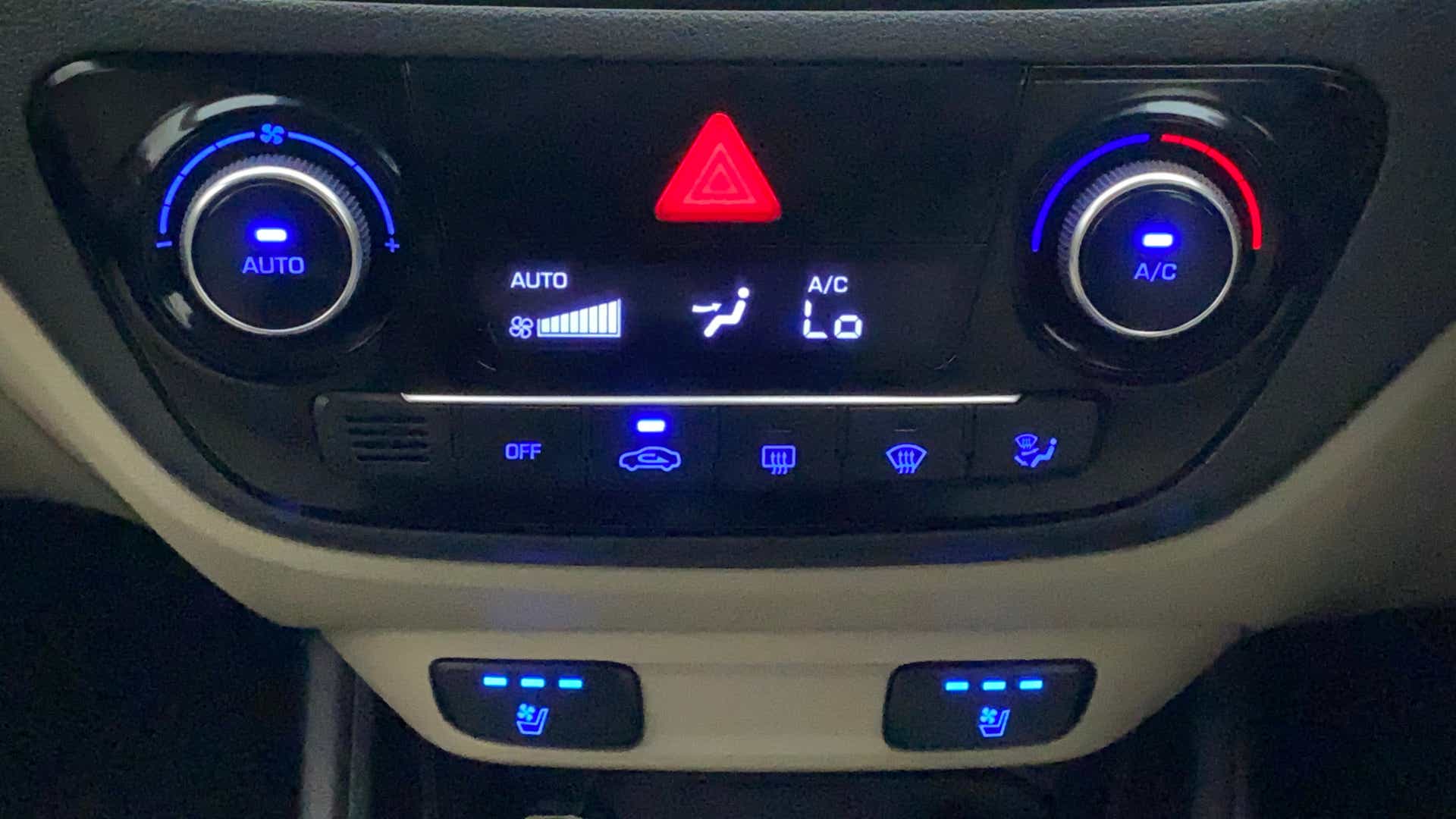 Climate control panel of a Hyundai Verna