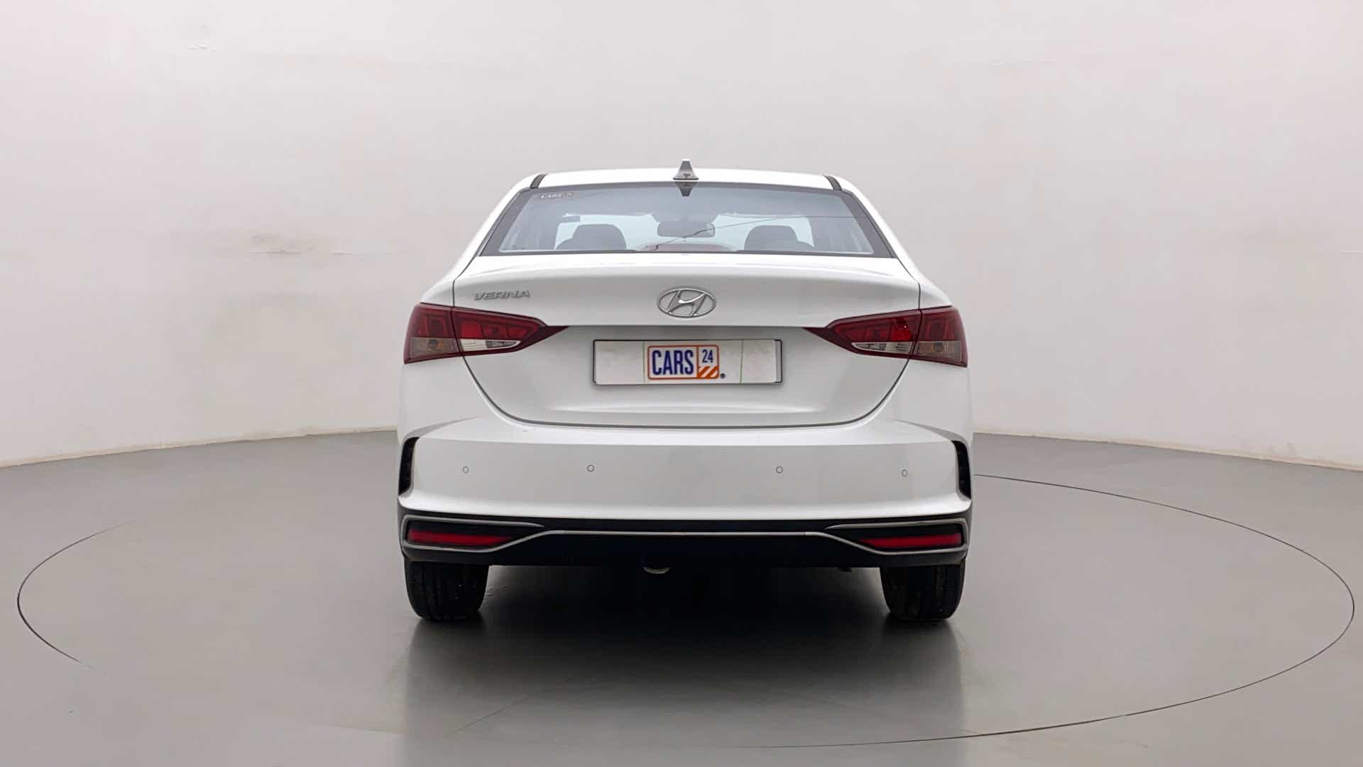 Rear view of a Hyundai Verna