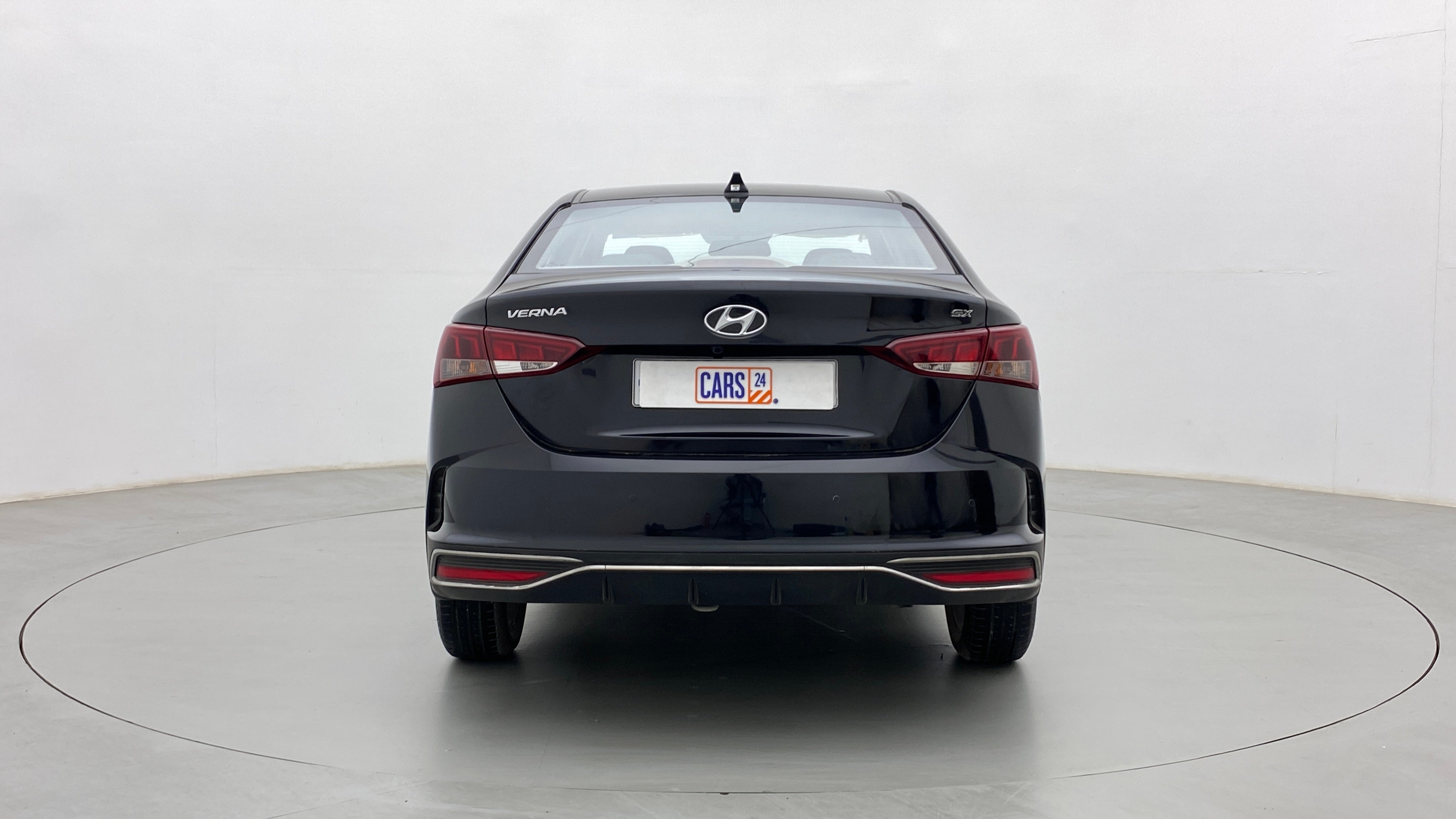 Rear view of a Hyundai Verna SX