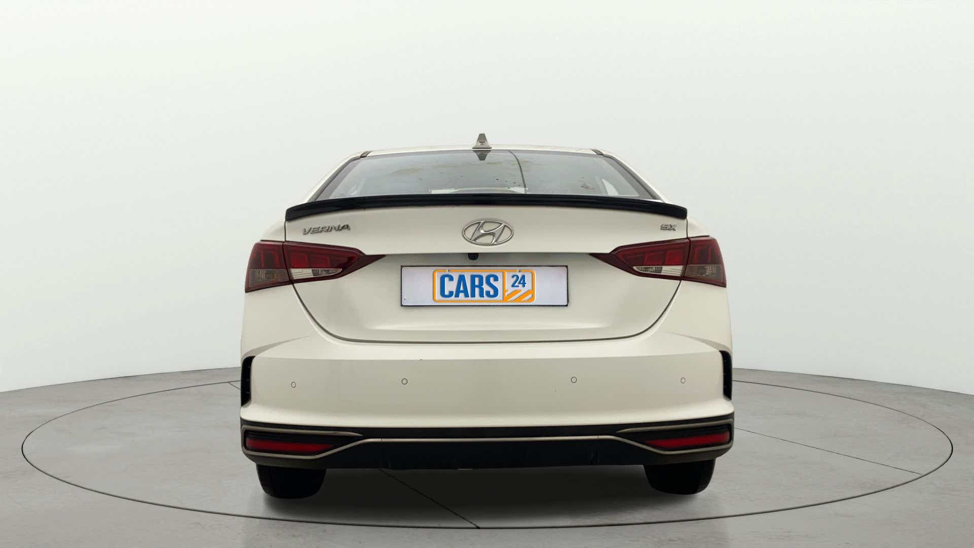 Rear view of a Hyundai Verna SX