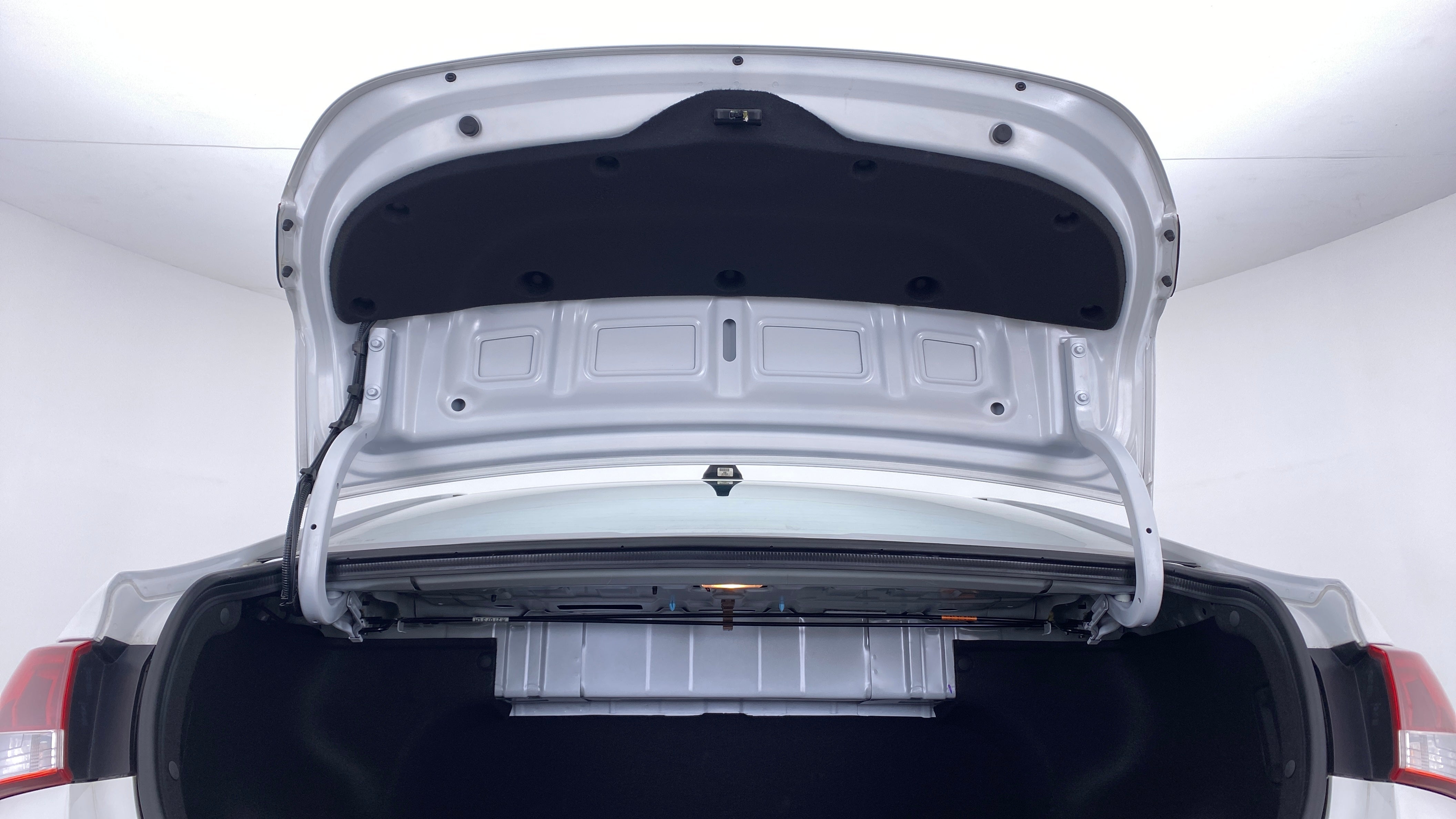 Boot space view of a Hyundai Verna