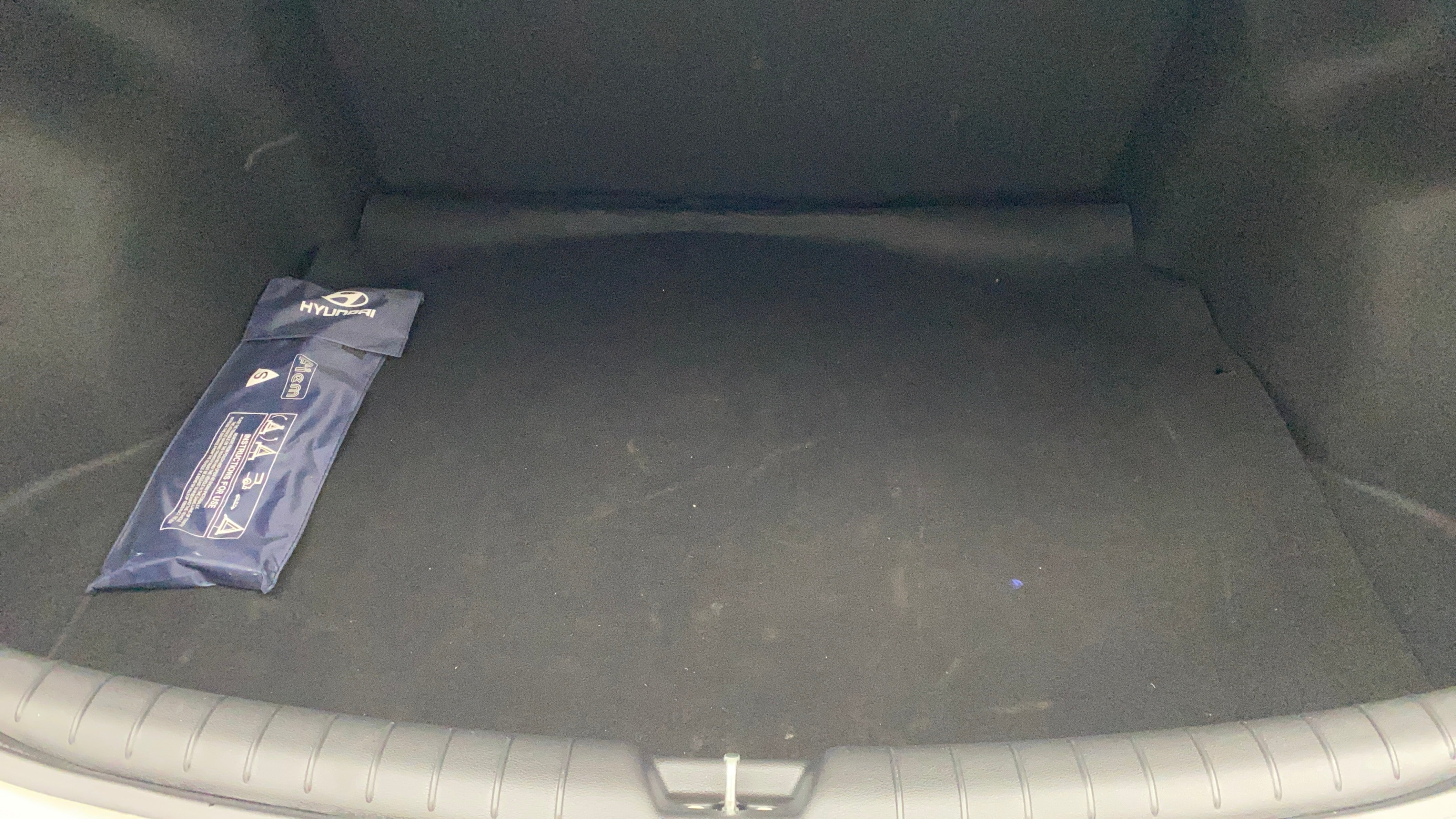 Boot space of a Hyundai Verna