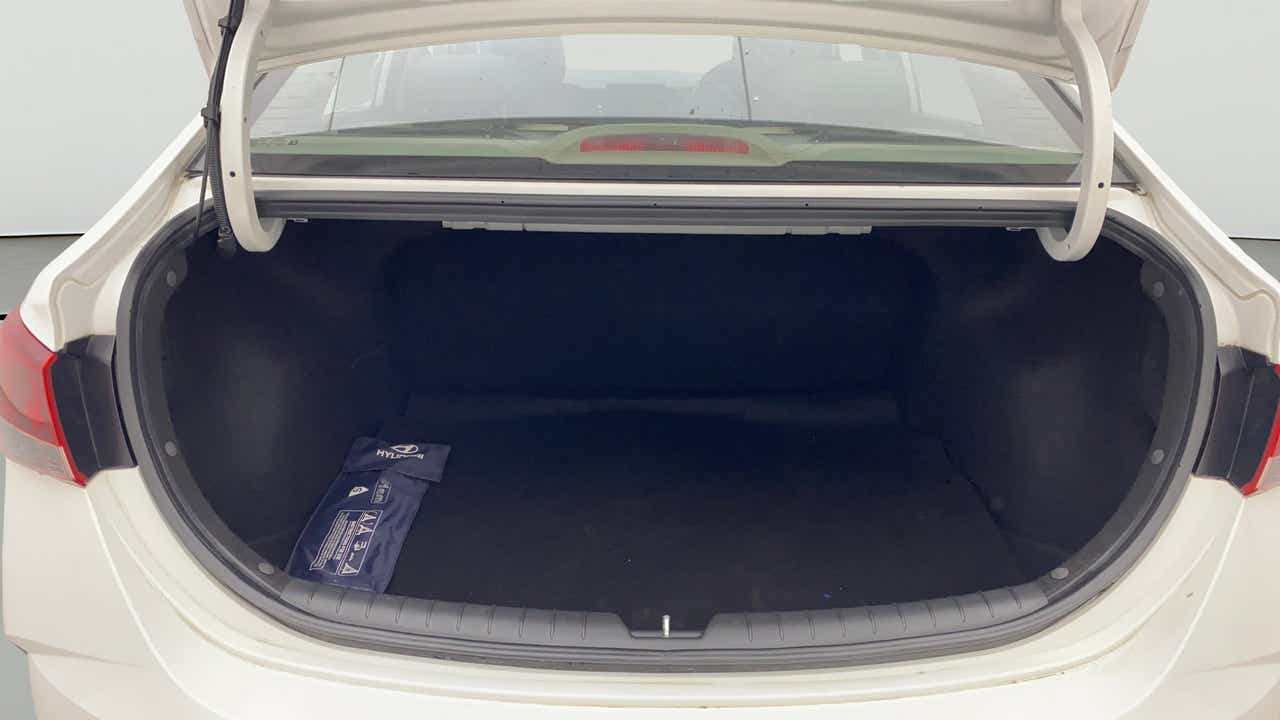 Boot space of a Hyundai Verna