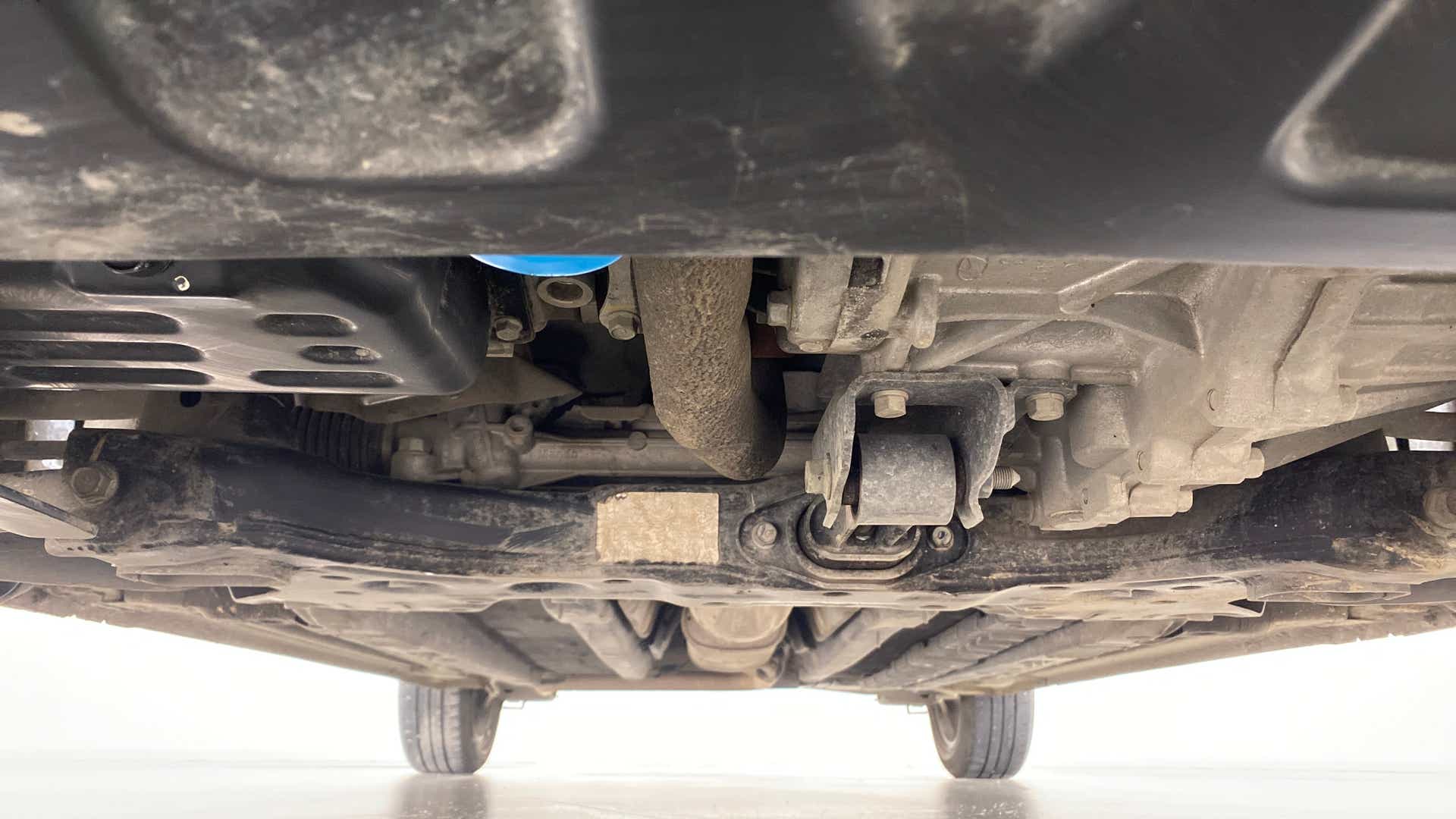 Undercarriage view of a Hyundai Verna