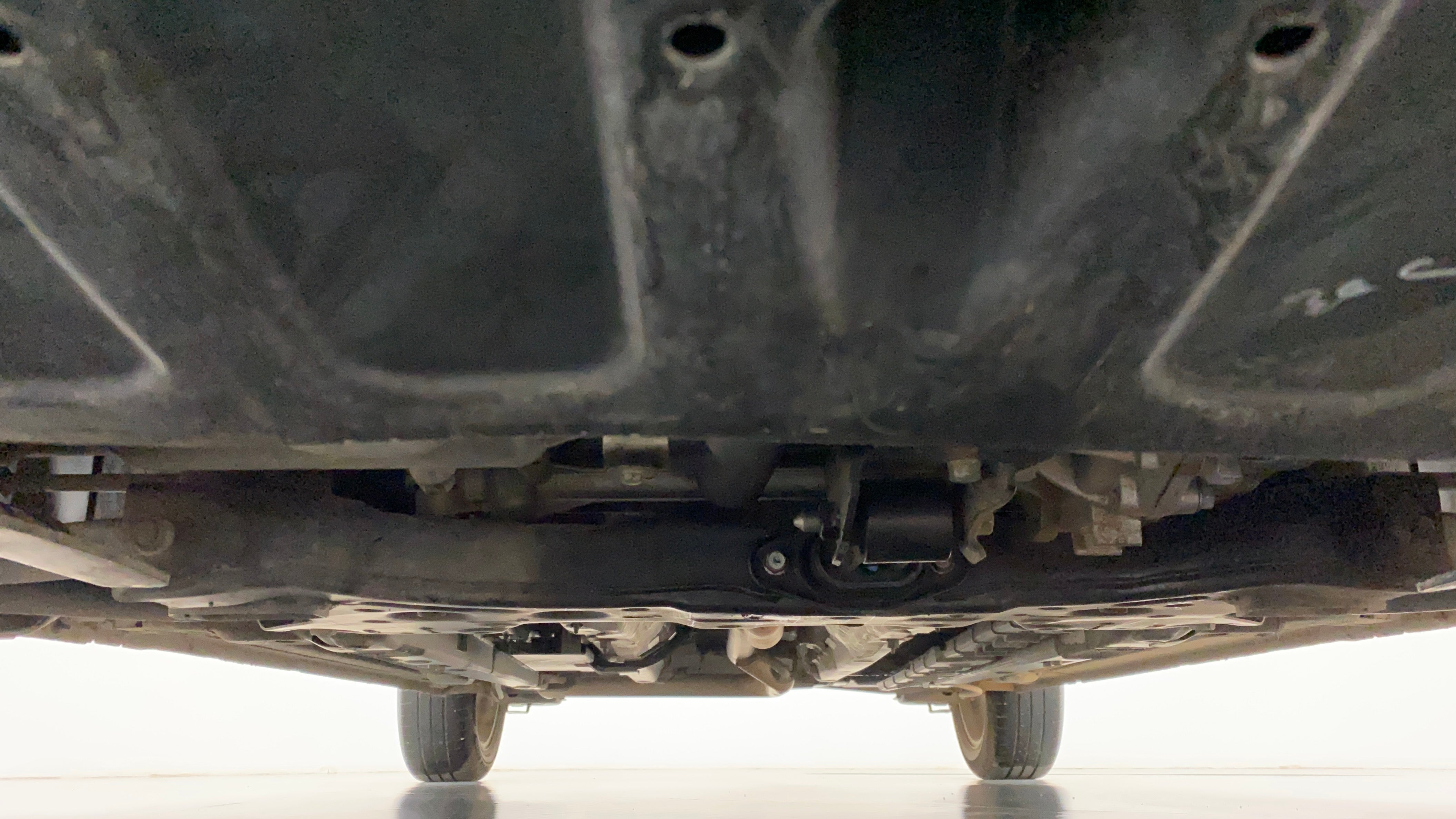 Undercarriage view of a Hyundai Verna