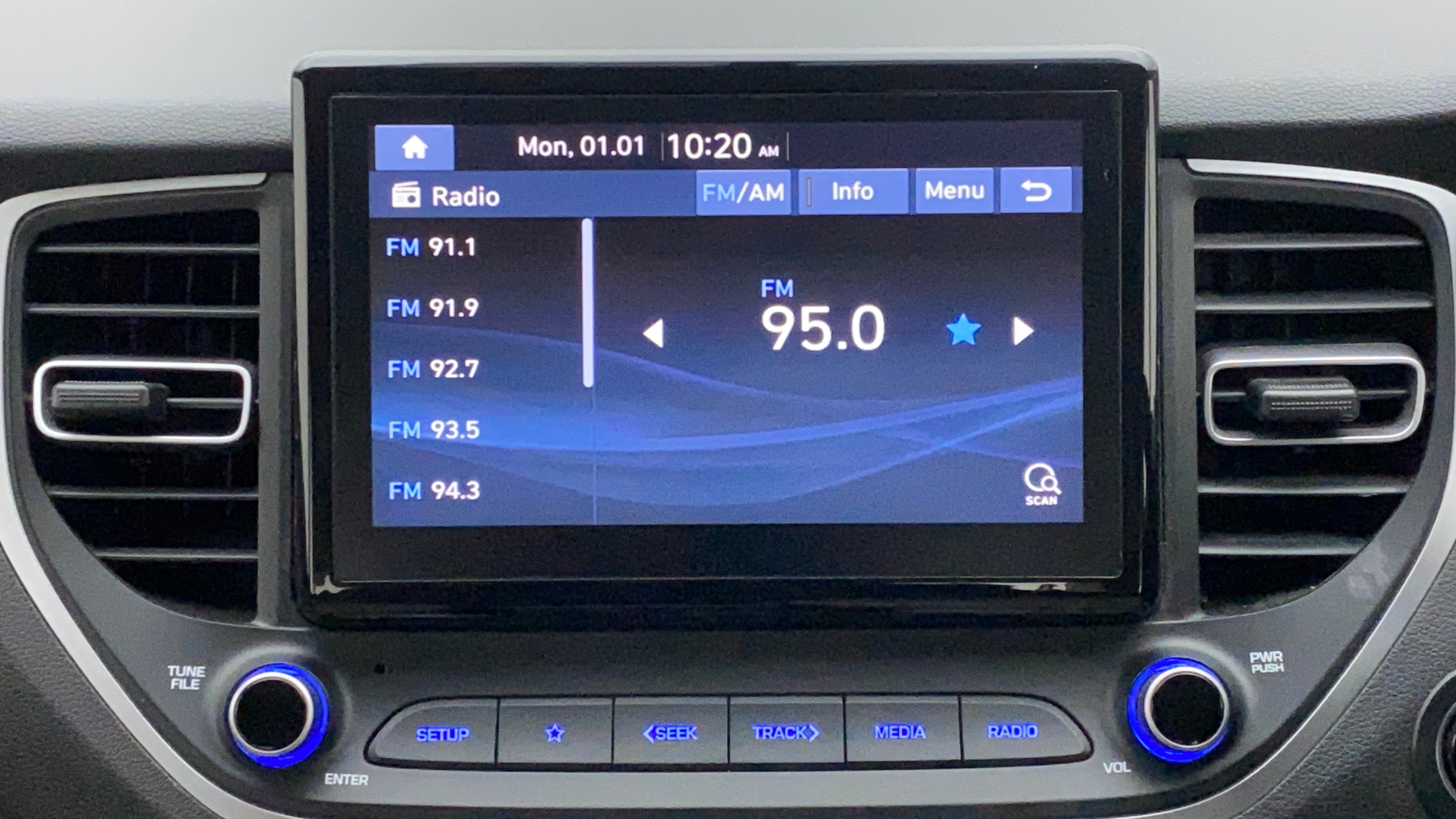 Dashboard infotainment system of a Hyundai Verna