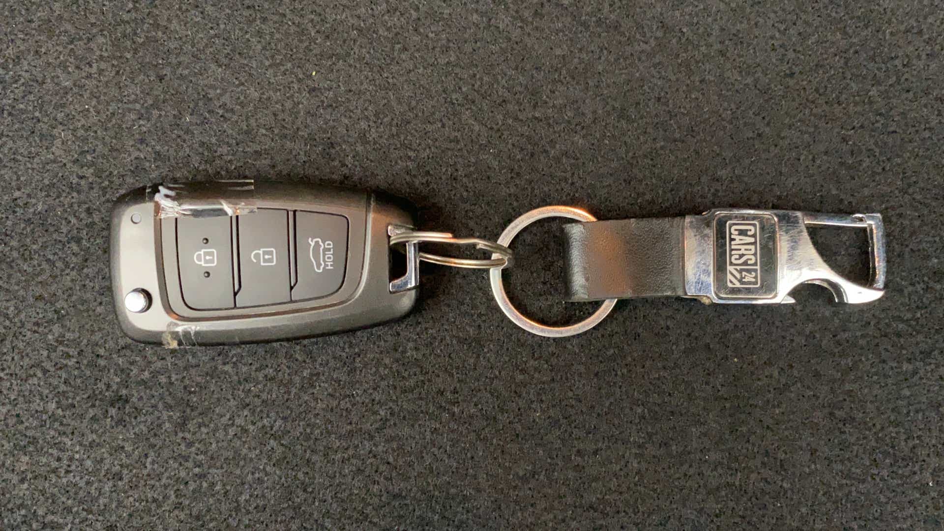 Car key fob of a Hyundai Verna