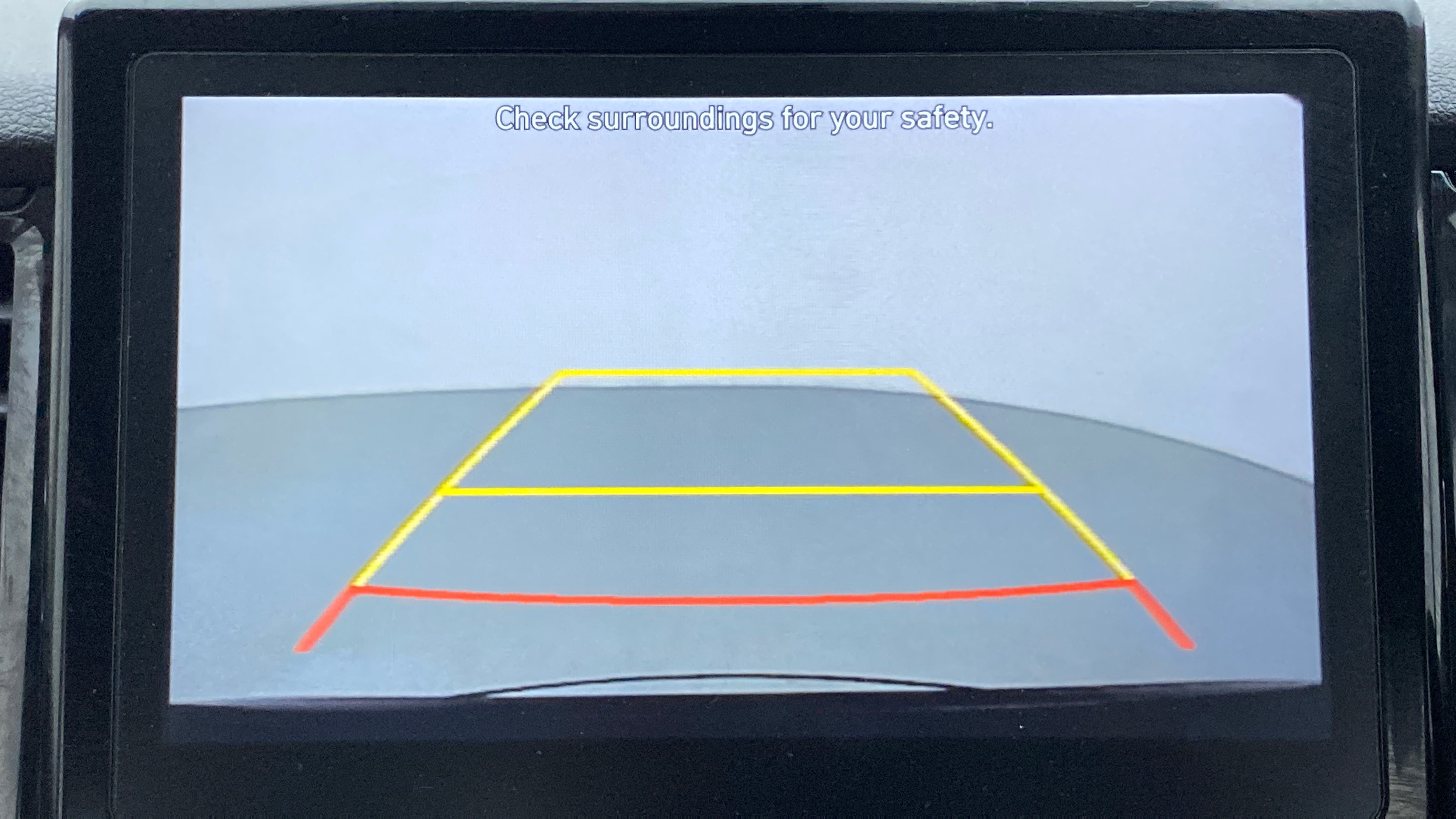Rear view camera screen of a Hyundai Verna