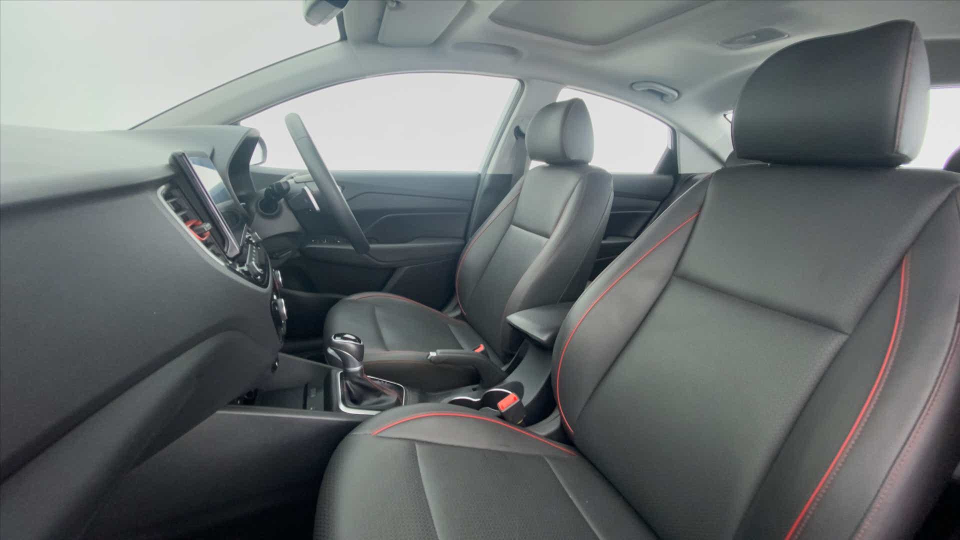 Front interior view of a Hyundai Verna