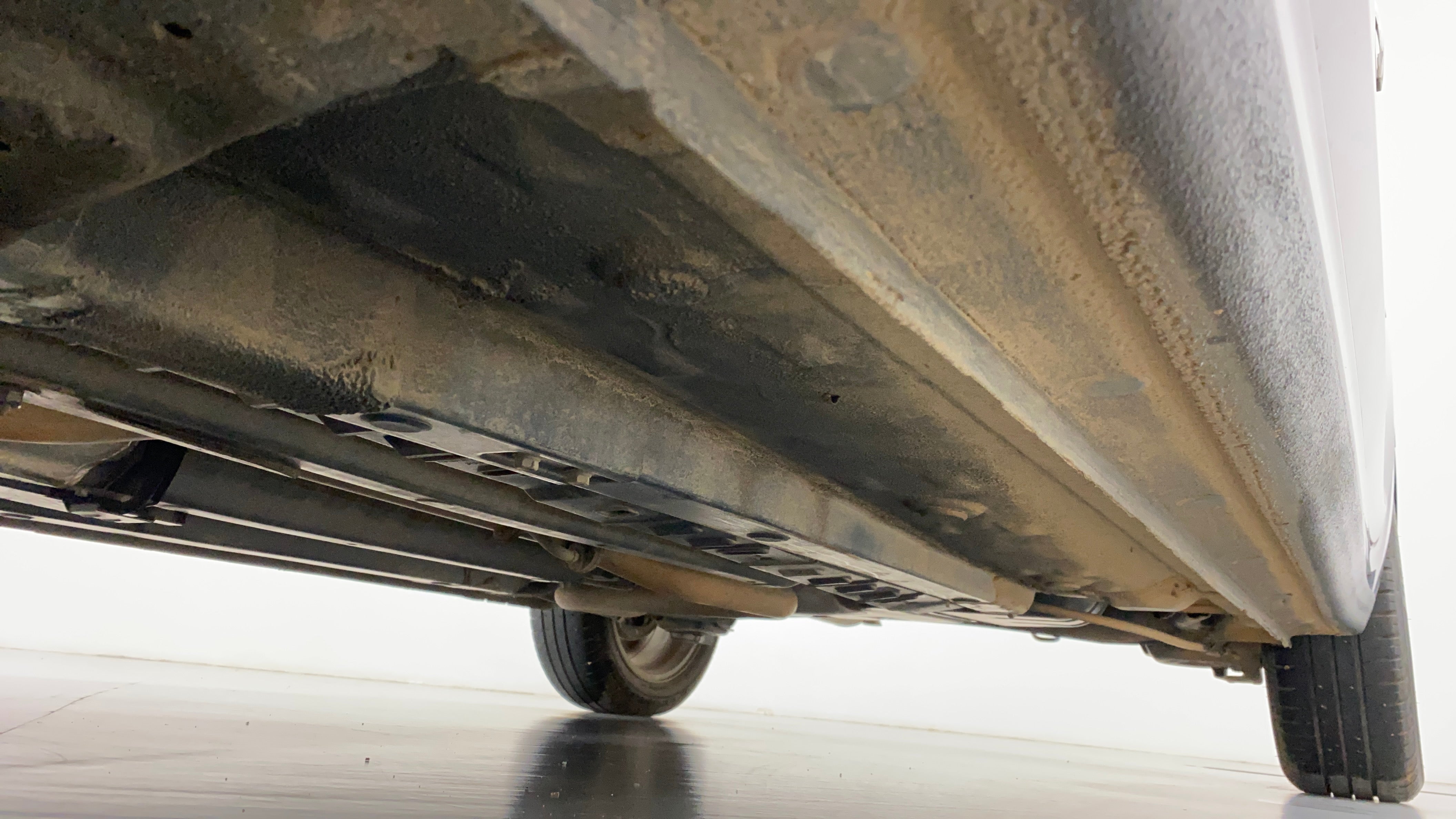 Undercarriage view of a Hyundai Verna