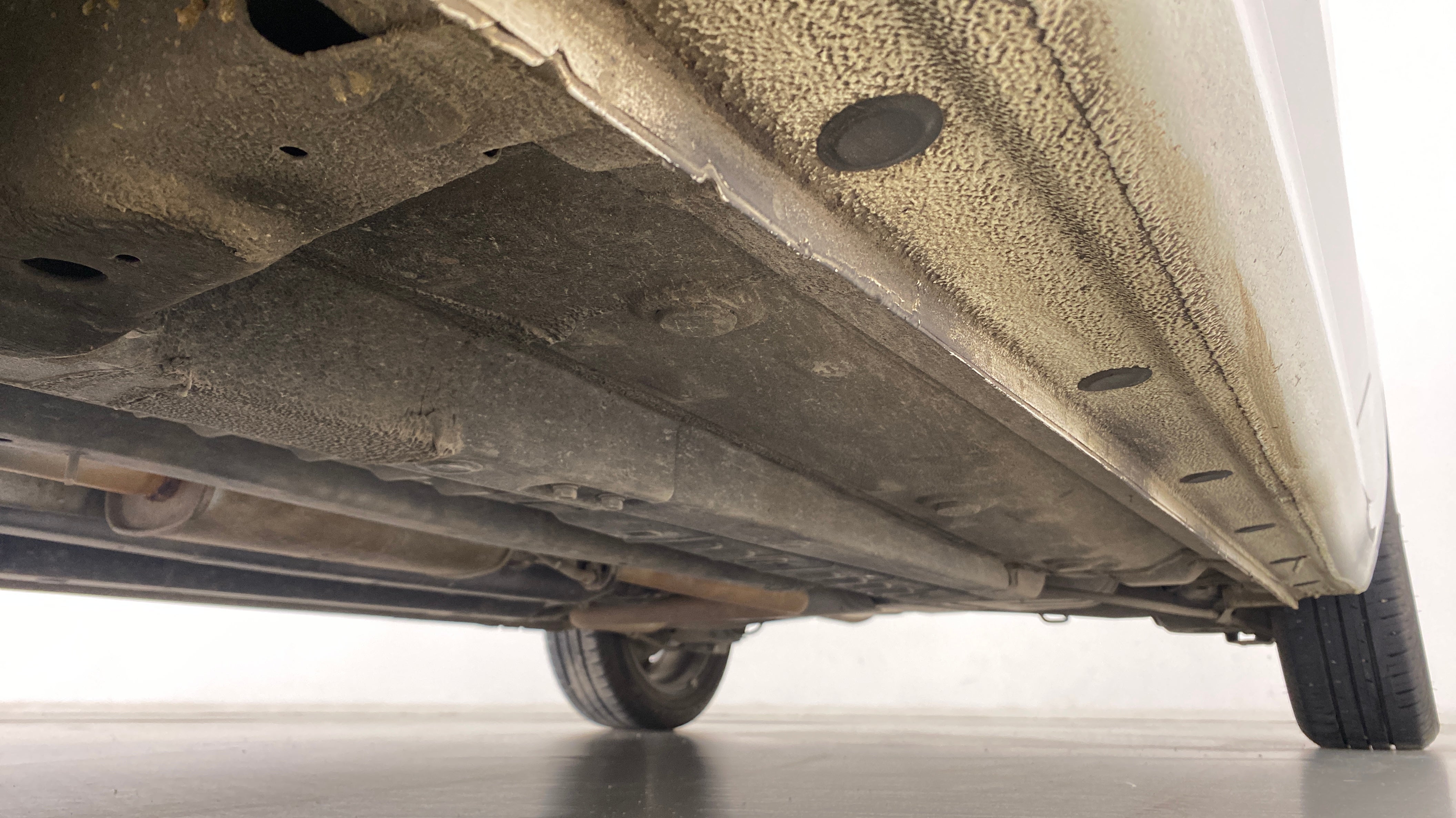 Underside view of a Hyundai Verna