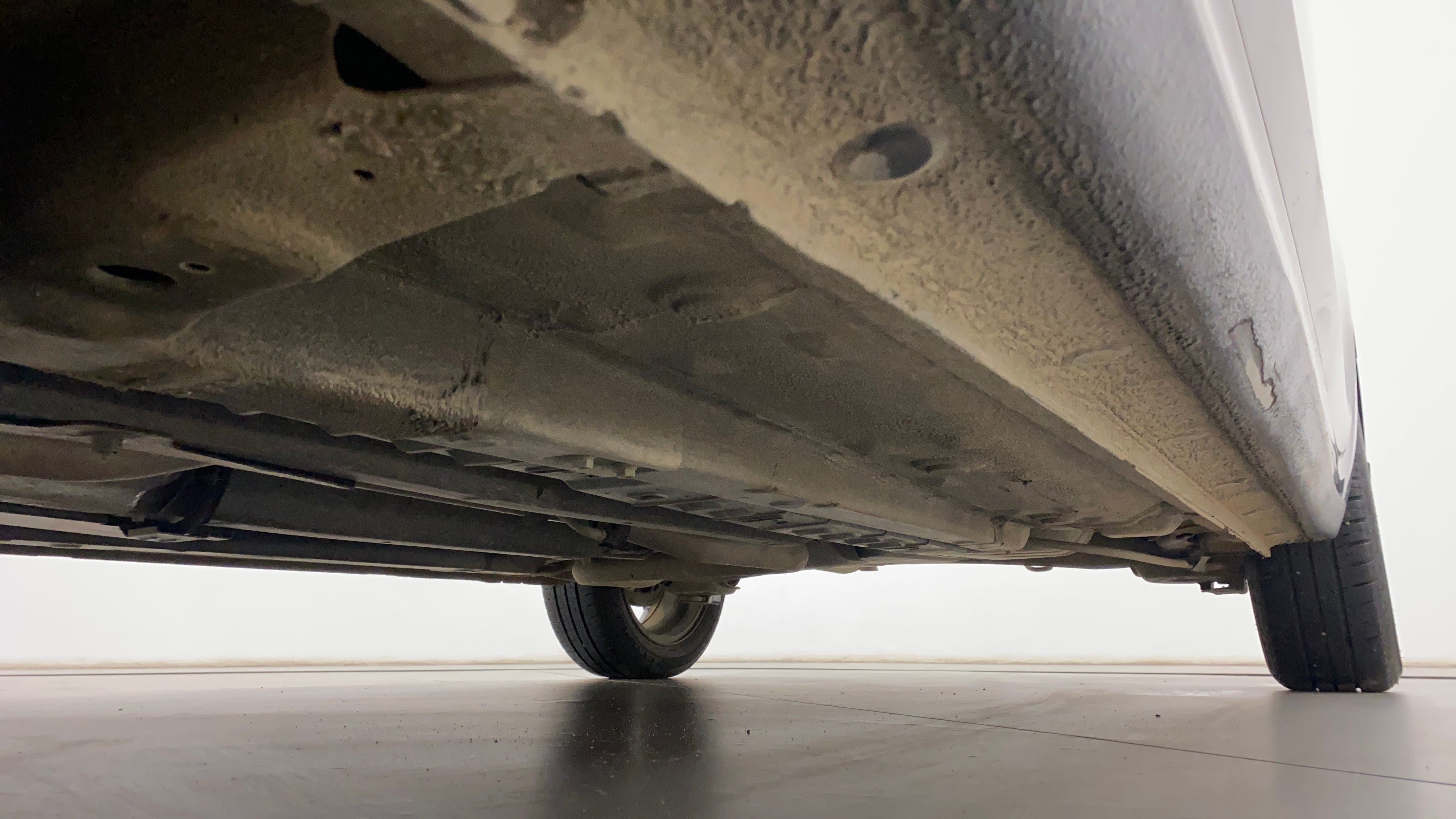 Undercarriage view of a Hyundai Verna