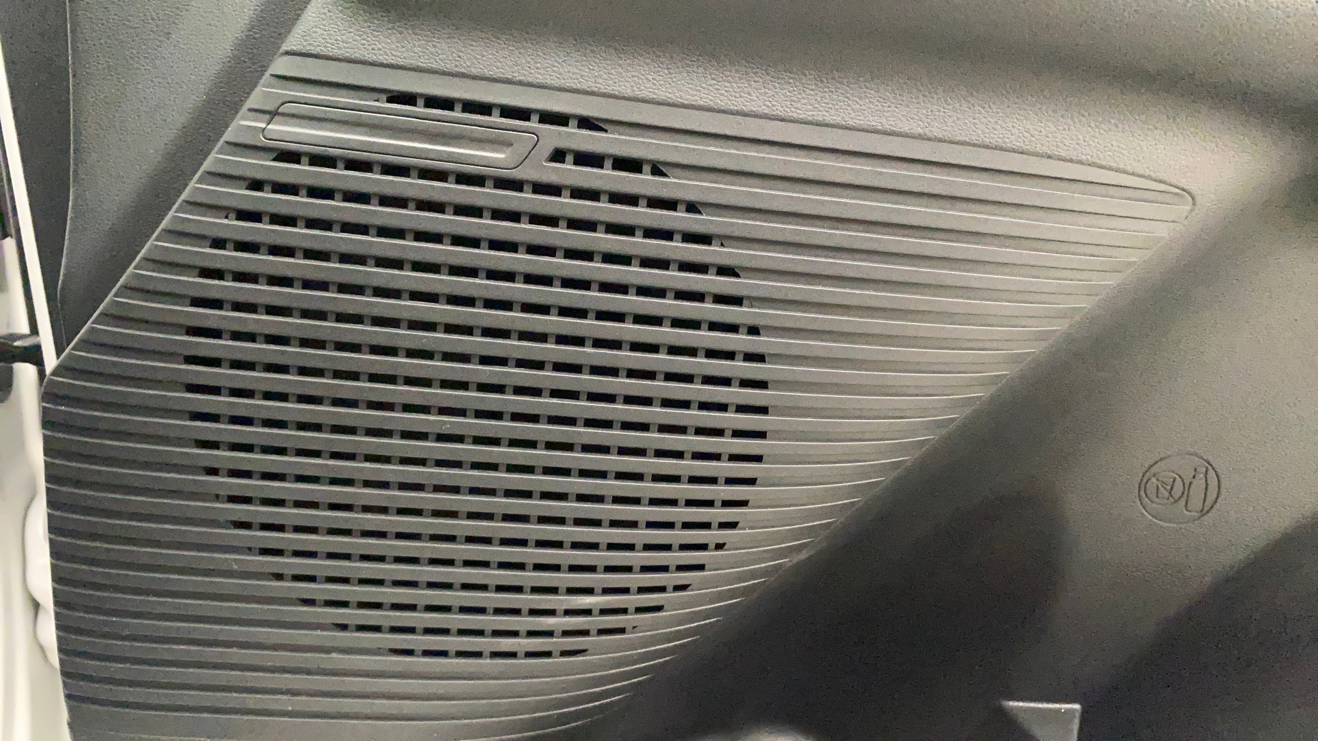 Speaker grille of a Hyundai Verna