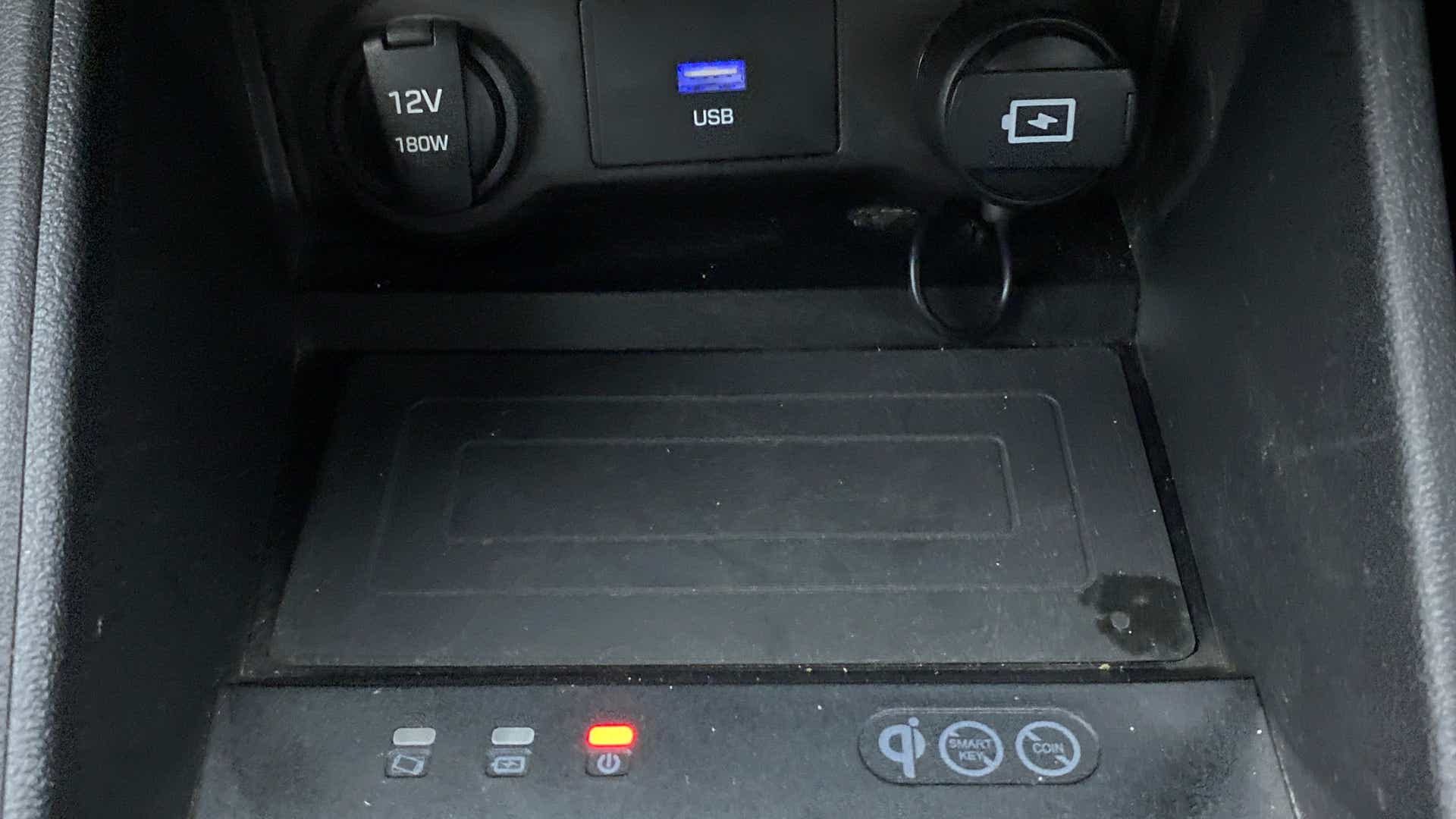 Wireless charging pad and usb port of a Hyundai Verna