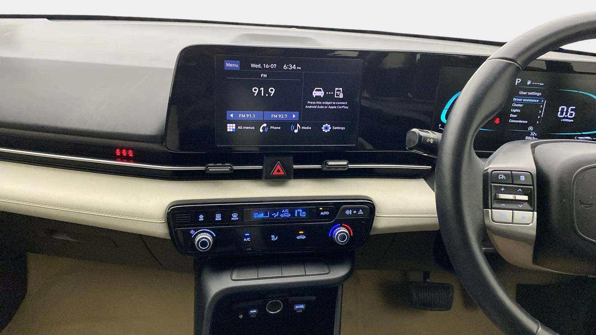 Dashboard and infotainment system of a Hyundai Verna