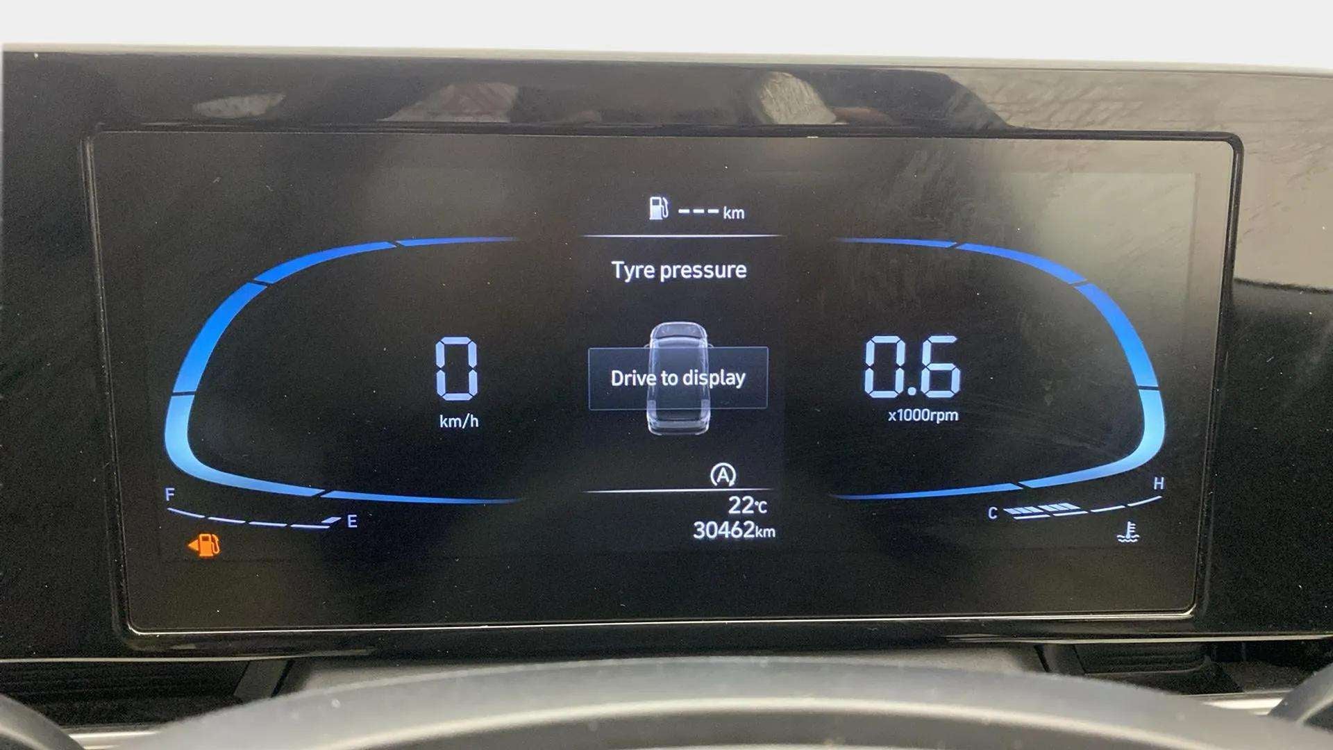 Digital instrument cluster of a Hyundai Verna