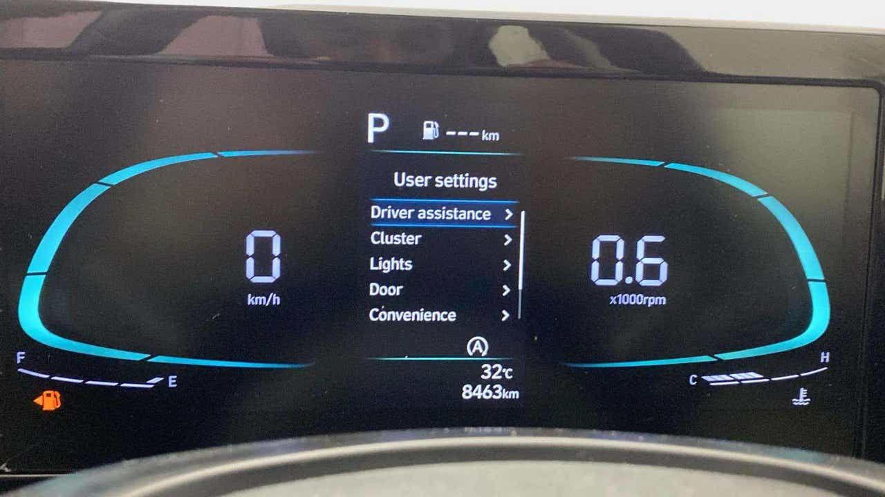 Dashboard display of a Hyundai Verna