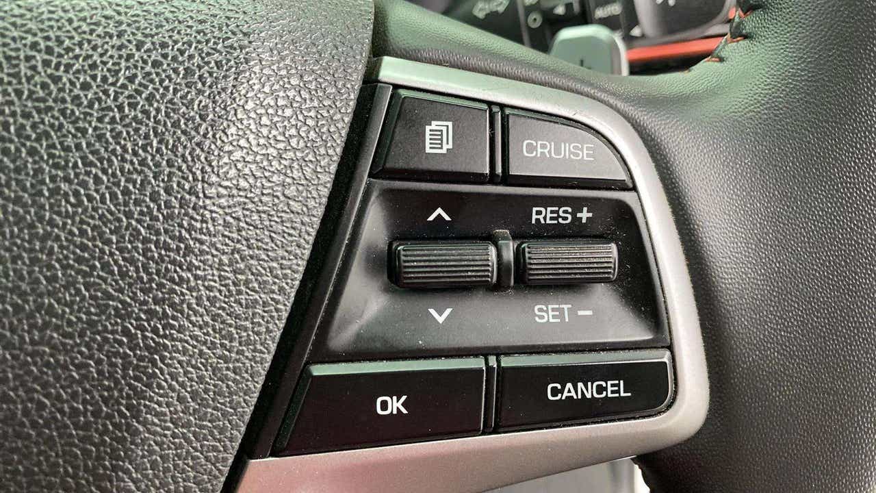 Steering wheel cruise control buttons of a Hyundai Verna
