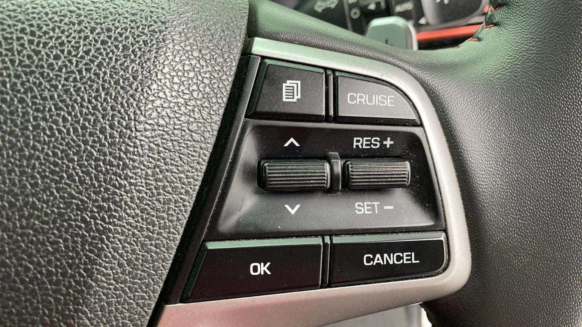 Steering wheel cruise control buttons of a Hyundai Verna