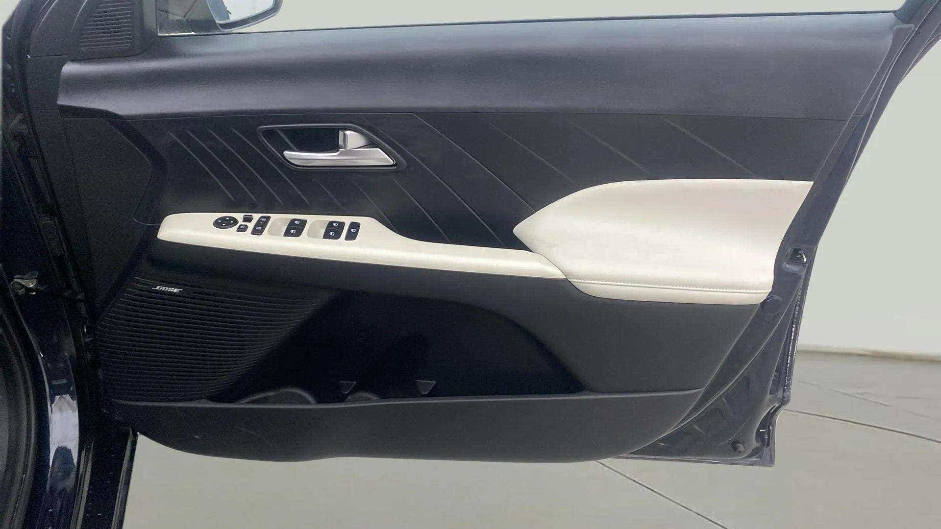 Interior door panel of a Hyundai Verna