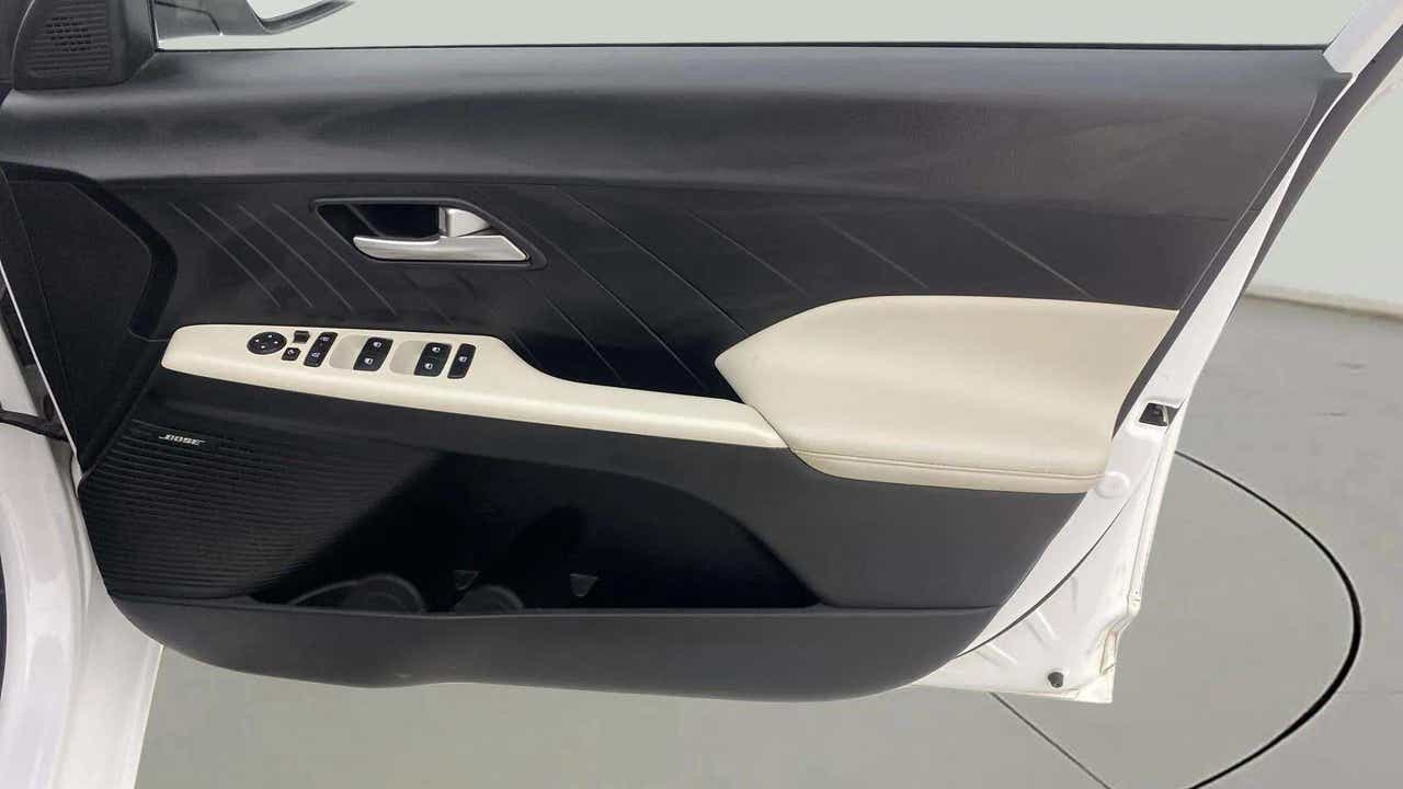 Interior door panel of a Hyundai Verna