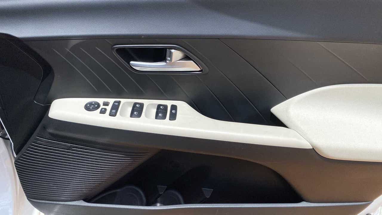 Driver side door panel of a Hyundai Verna