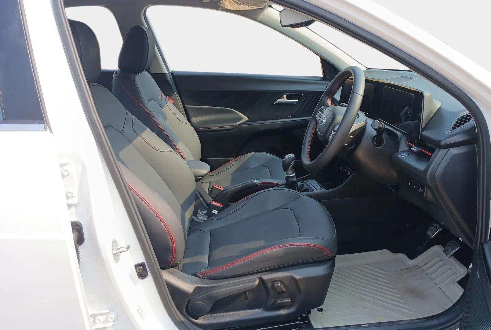 Front interior view of a Hyundai Verna
