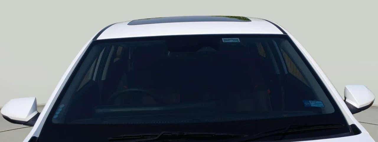 Front windshield and roof view of a Hyundai Verna