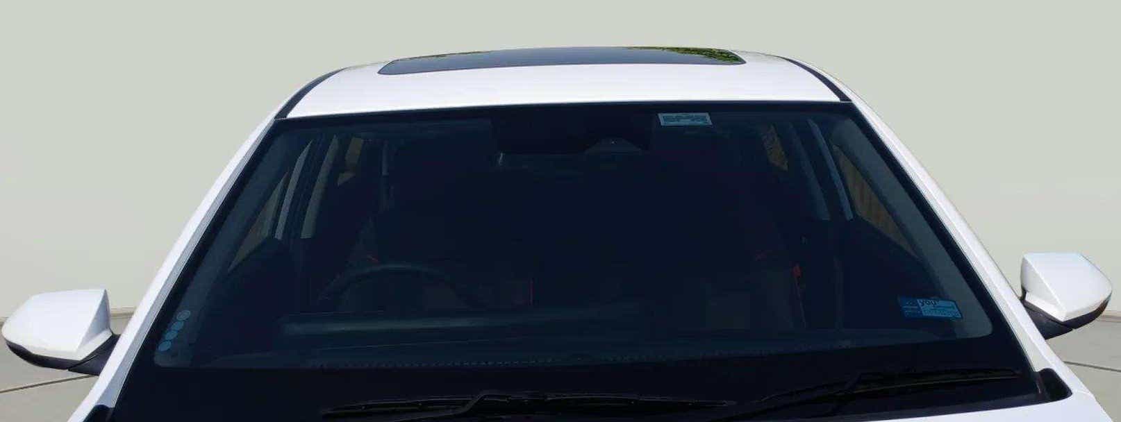 Front windshield and roof view of a Hyundai Verna