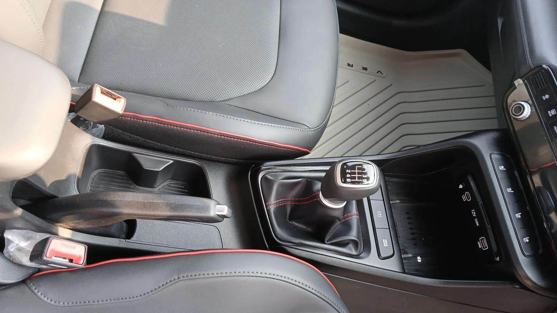 Center console and gear shifter of a Hyundai Verna