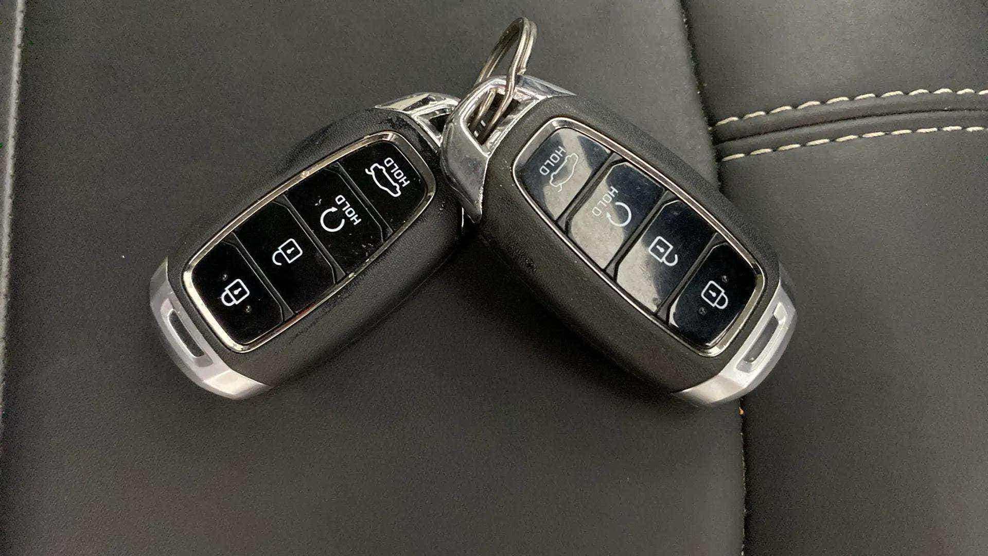 Car key fobs of a Hyundai Verna
