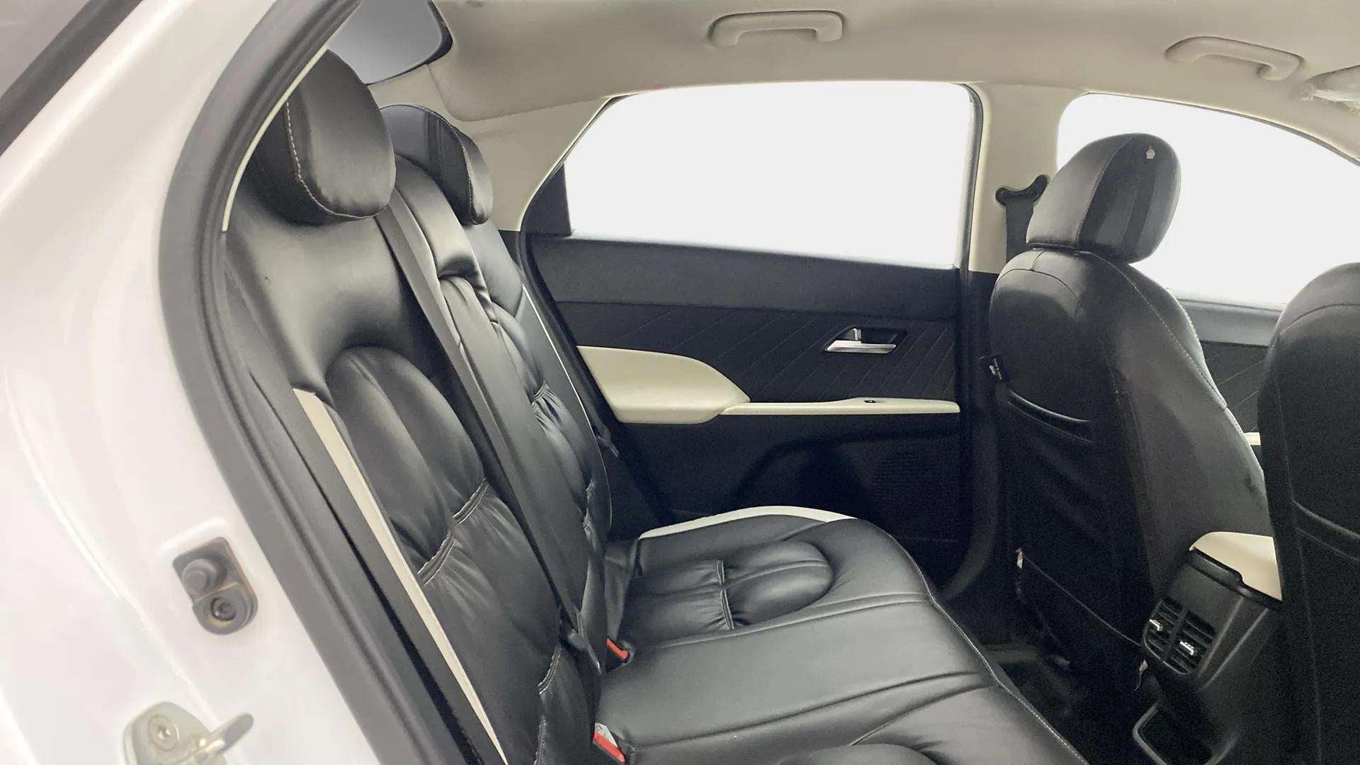 Rear seat interior of a Hyundai Verna