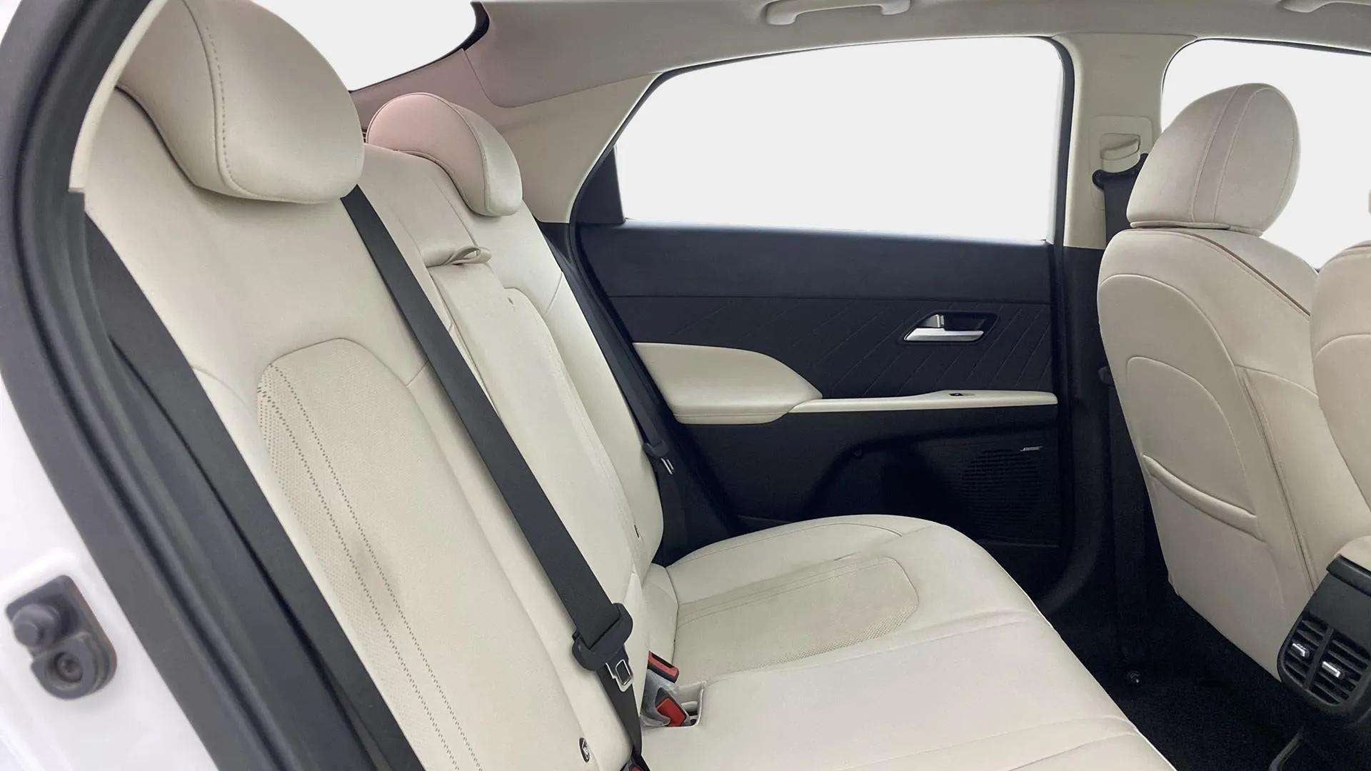 Rear seat area of a Hyundai Verna
