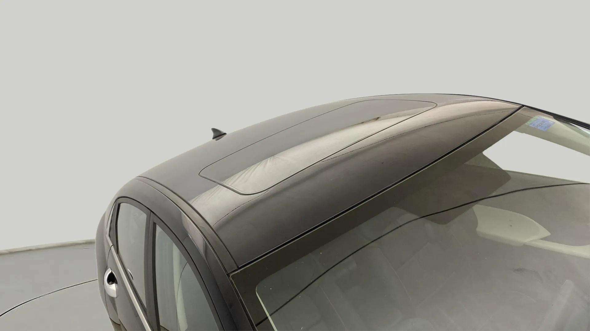 Sunroof view of a Hyundai Verna