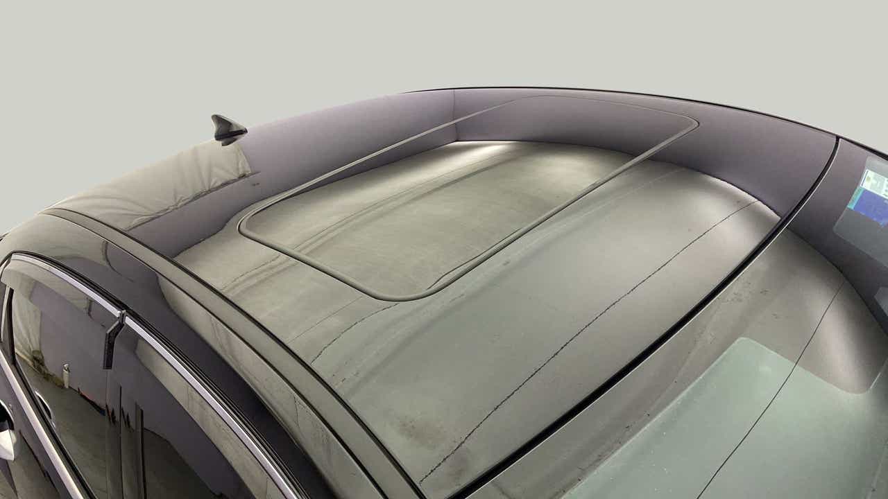 Sunroof view of a Hyundai Verna