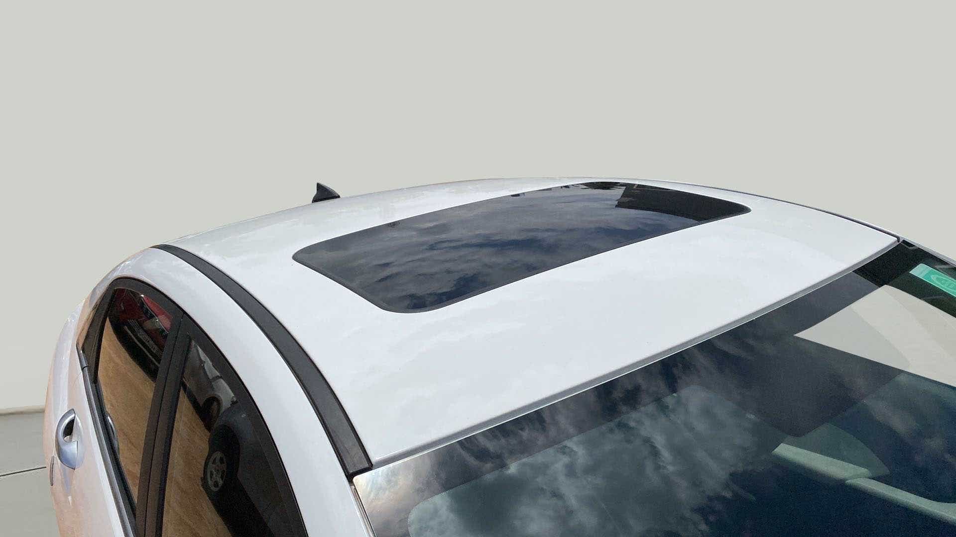 Sunroof view of a Hyundai Verna