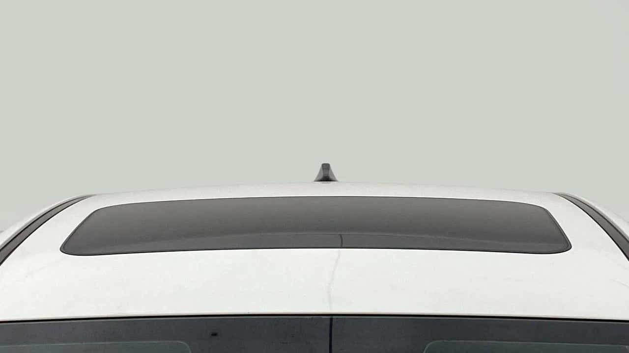 Sunroof view of a Hyundai Verna