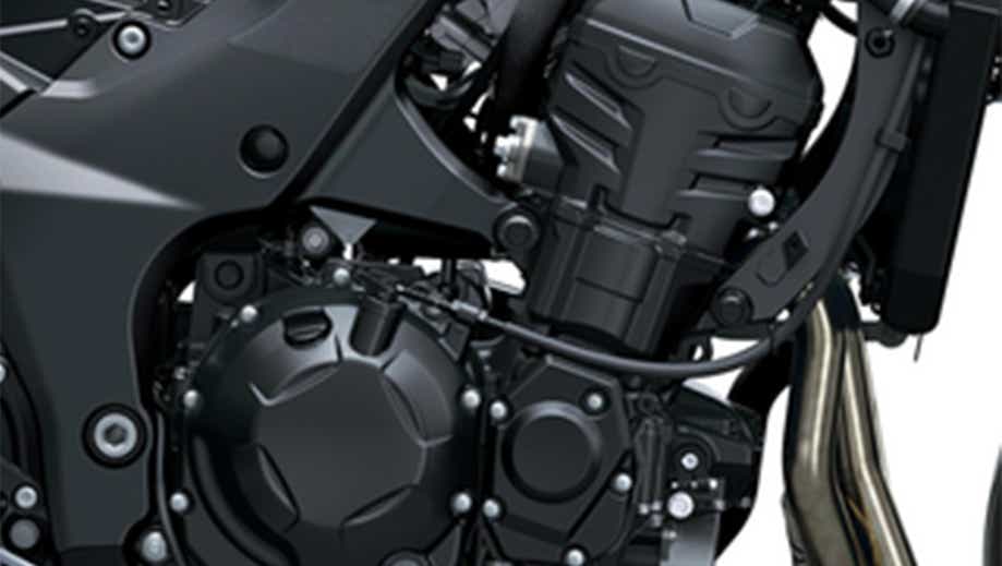 Engine close-up of Kawasaki Z1100