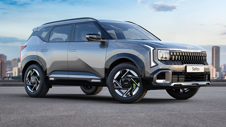 Front three-quarter view of a Kia Seltos Facelift