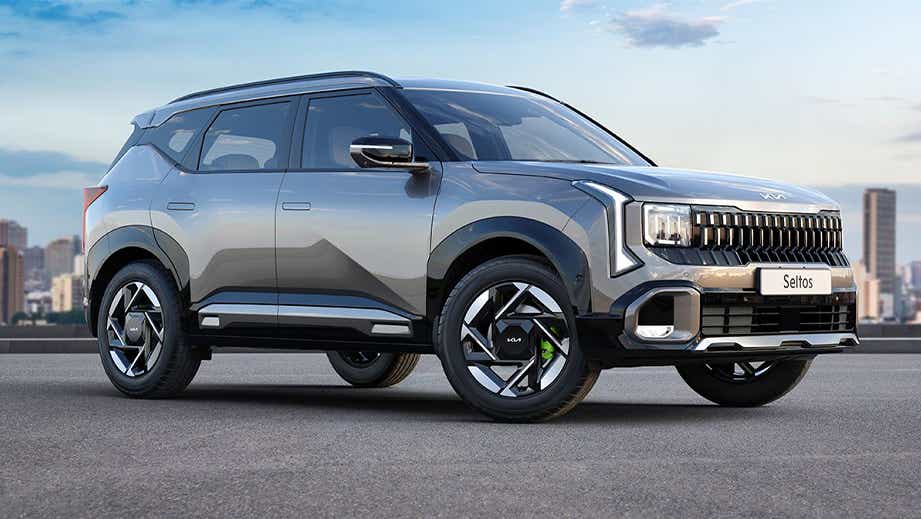 Front three-quarter view of a Kia Seltos Facelift