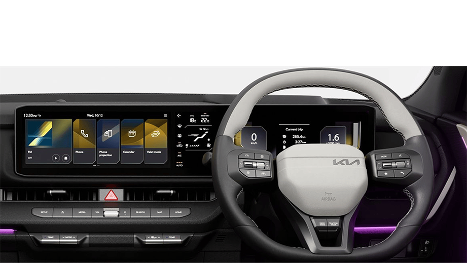 Dashboard and steering wheel of a Kia Seltos Facelift