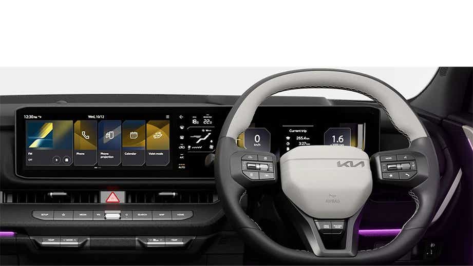 Dashboard and steering wheel of a Kia Seltos Facelift
