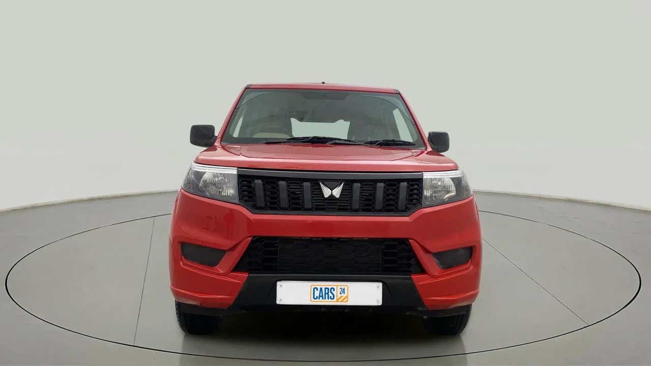 Front view of a Mahindra Bolero Neo