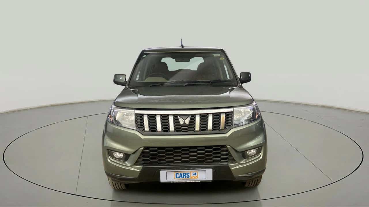 Front view of a Mahindra Bolero Neo